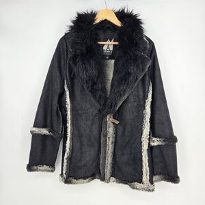 Skea Limited Vail faux suede coat faux fur trim lining womens 12 warm skiwear